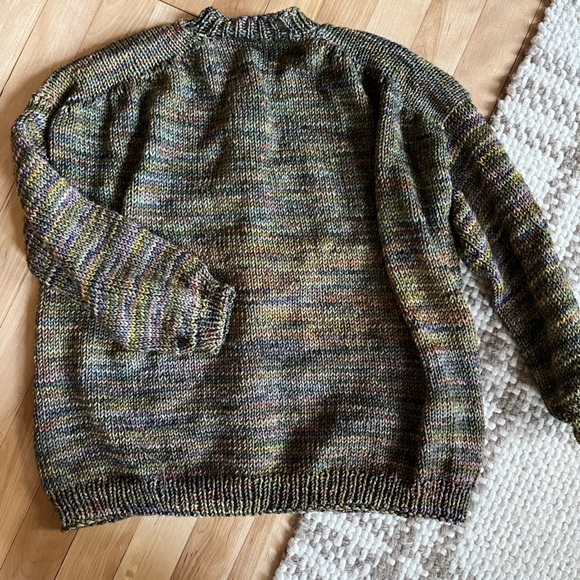 Hand knit Cardigan - Picture 3 of 3